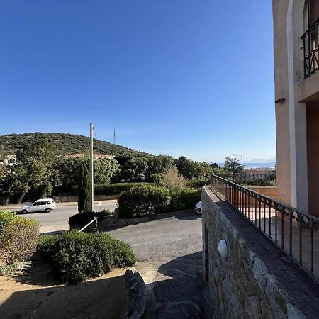 Appartement Cala Di Mare L'Ile Rousse Exteriör bild