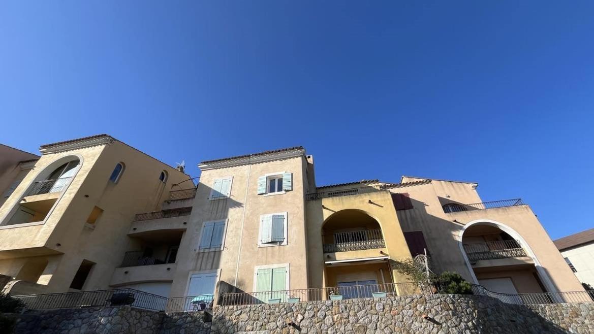 Appartement Cala Di Mare L'Ile Rousse Exteriör bild