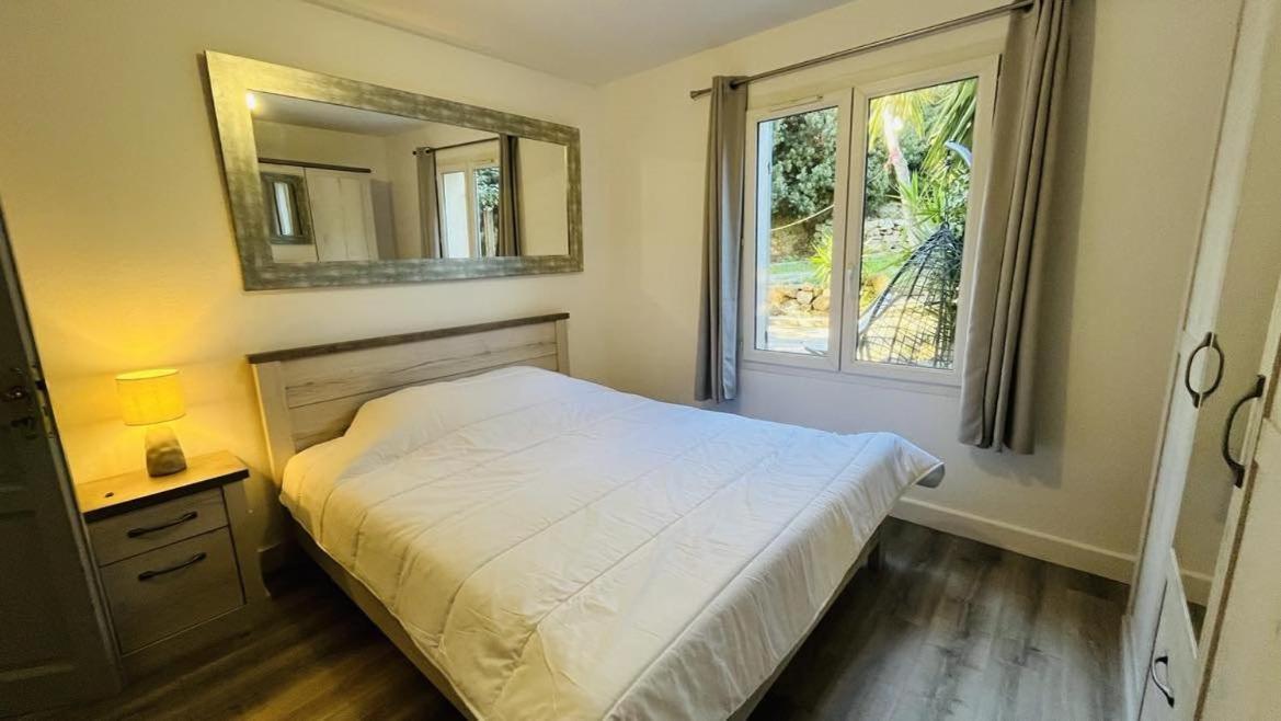 Appartement Cala Di Mare L'Ile Rousse Exteriör bild