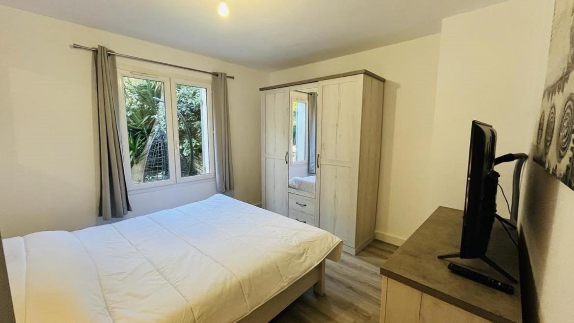 Appartement Cala Di Mare L'Ile Rousse Exteriör bild